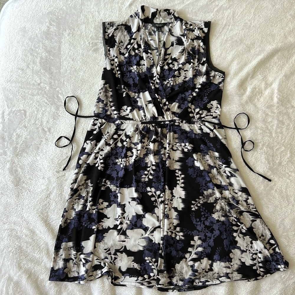 Simply Vera Vera Wang Floral Dress | Mock Wrap Top | Size L
